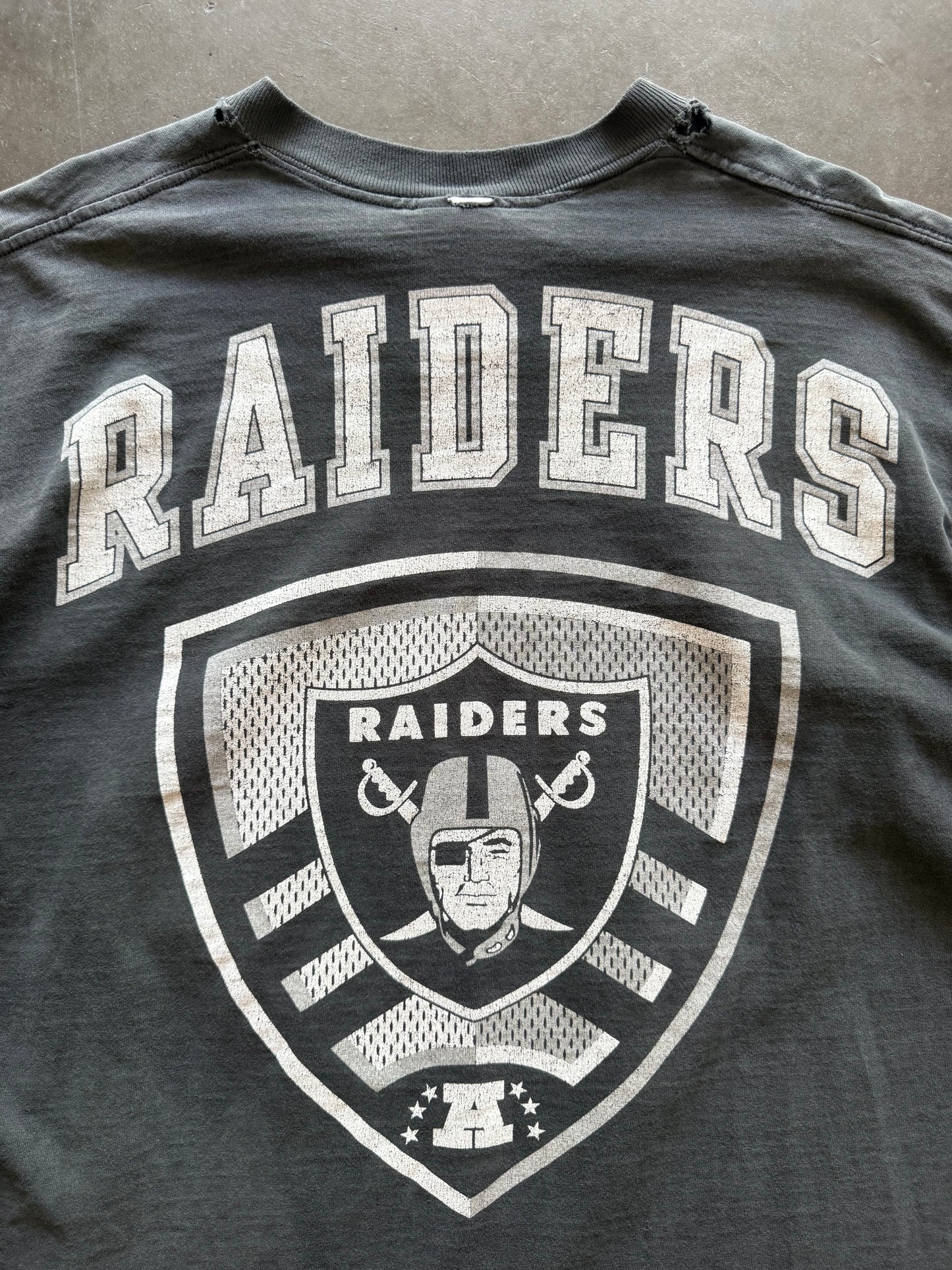 2000’s Oakland Raiders Shirt