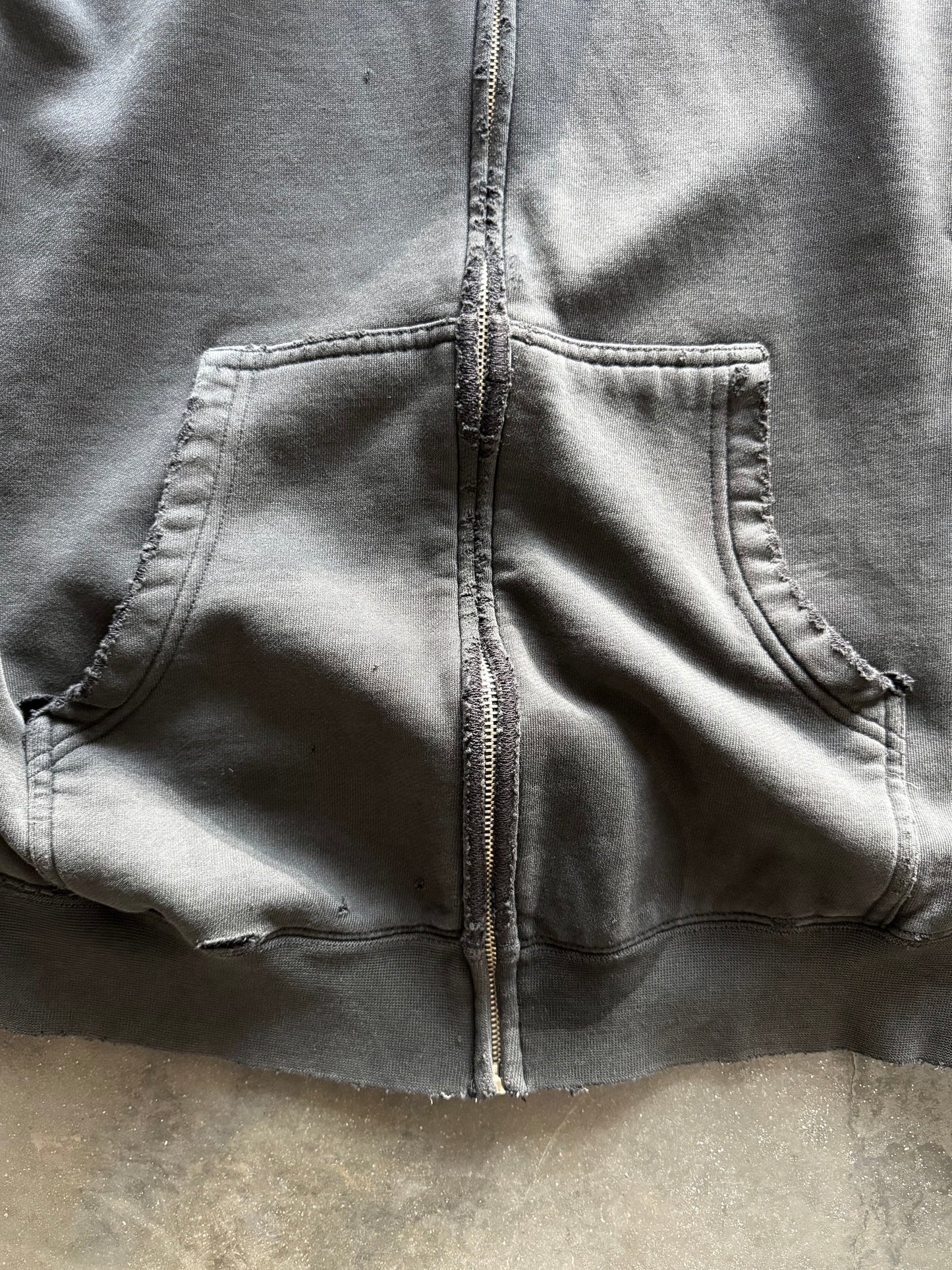 2000’s Distressed Burton Snowboards Zip Up Hooded Sweatshirt