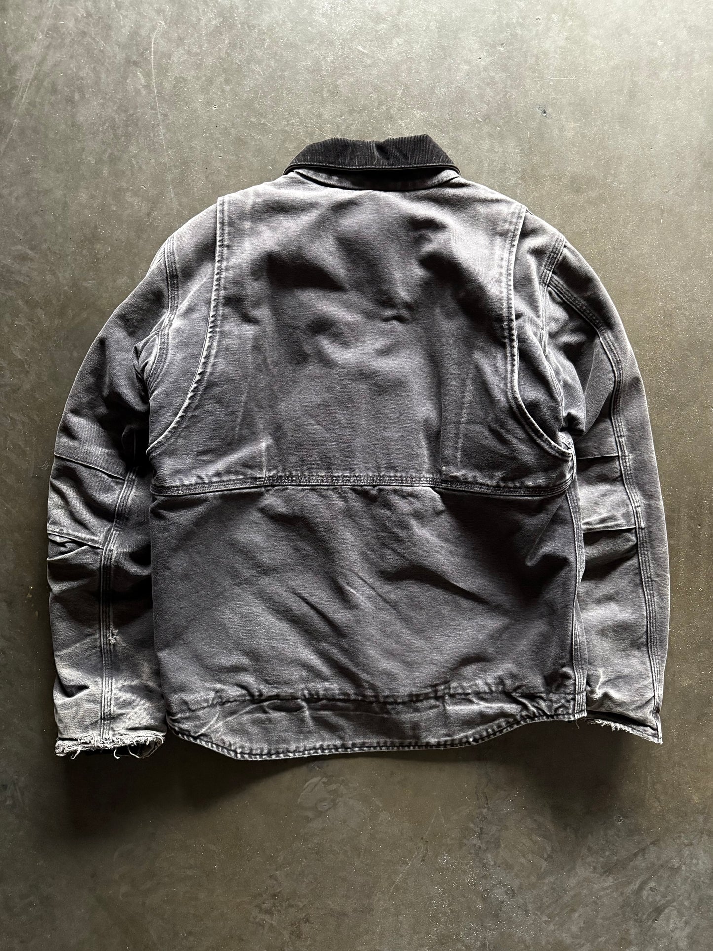 2000’s Sunfaded Carhartt Zip Up Jacket