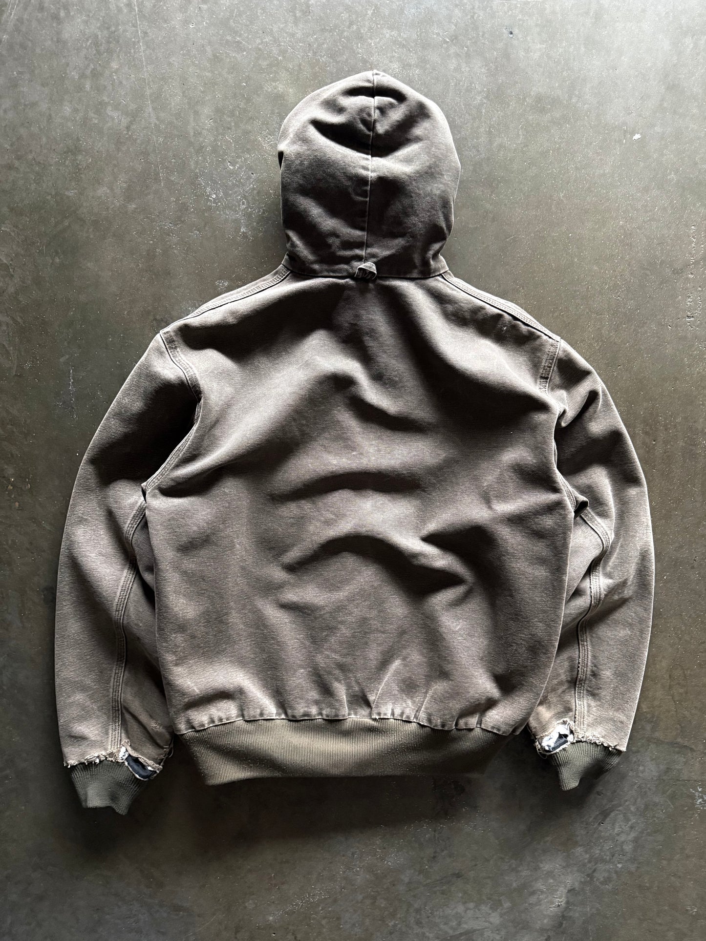 2000’s Faded & Distressed Carhartt Zip Up Jacket