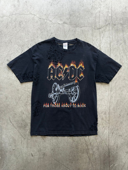 2000’s Thrashed AC/DC Band Shirt