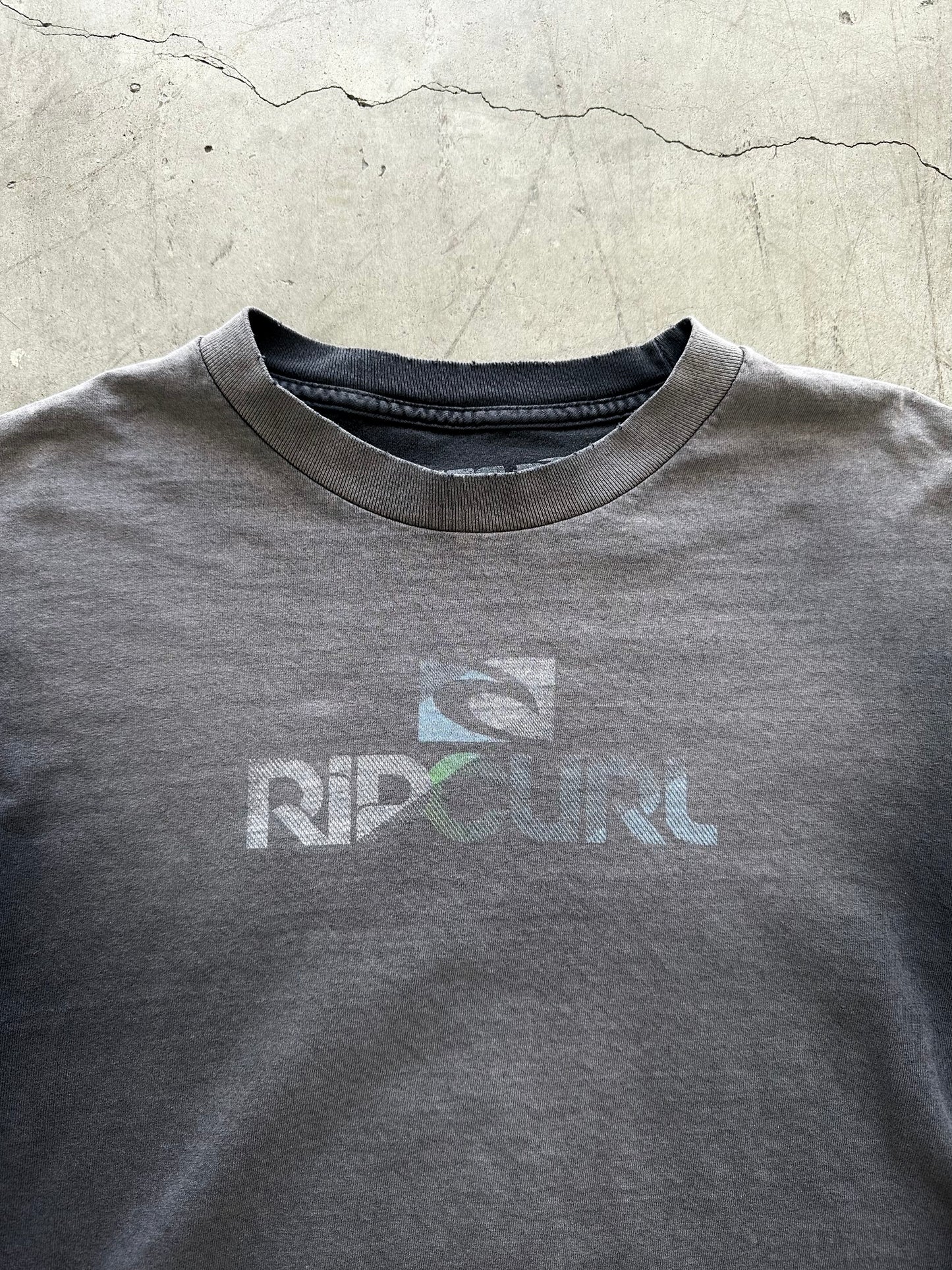 2000’s Ripcurl Faded L/S Shirt